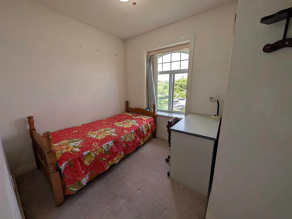 4 Reid St #ROOMS IN SHARED