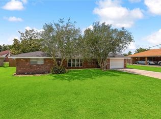202 Saint Nicholas St, Luling, LA 70070