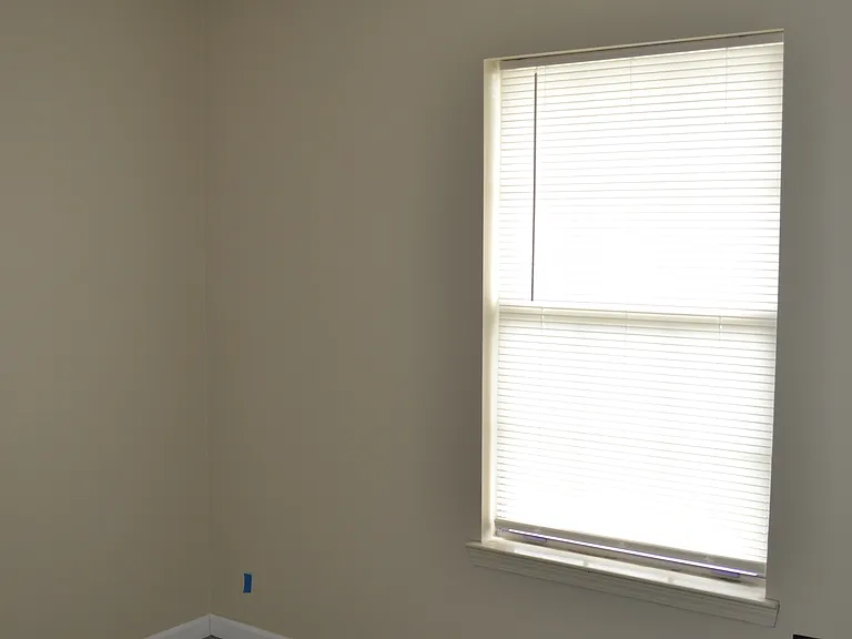 324 Ray Ave — Photo 10