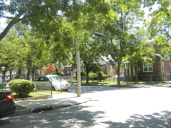 2nd image of 130-16 178th Pl