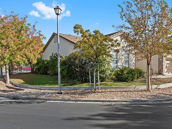 5th image of 337 Canyon Spring Drive