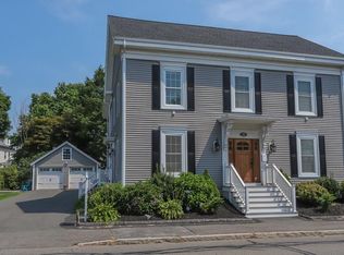14 Stone St #A, Beverly, MA 01915