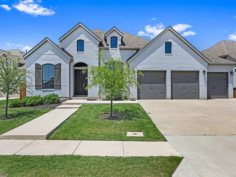 113 University Lands Dr — Photo 1