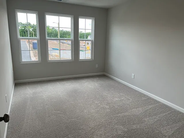 3 bed, 1780 sqft, $1,995 — Photo 2