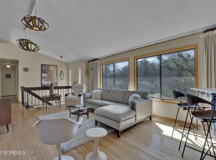 55 Sapphire Ln, Matawan, NJ 07747