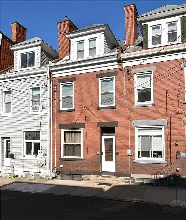 5309 1/2 Keystone St photo 1