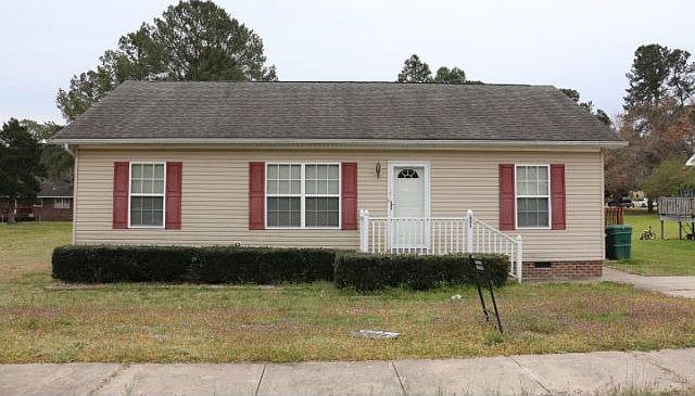1st image of 621 Jackson Way