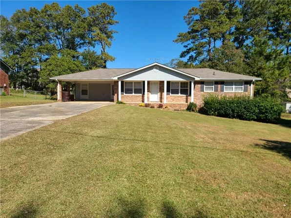 4100 Weston Dr, Powder Springs, GA 30127