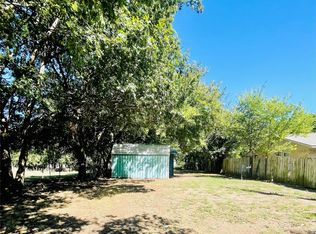 2006 Throckmorton St, Douglass Hills, TX 76240