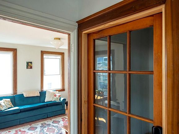 5th image of 30 Royal St