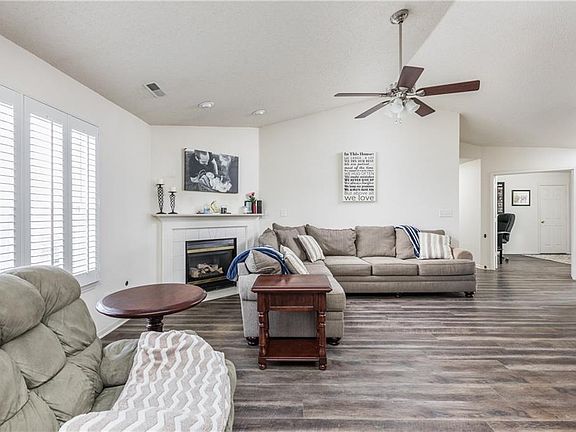 3rd image of 5434 Twin Bridge Blvd