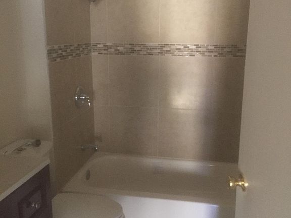 5th image of 9471 Gold Coast Dr Unit J8