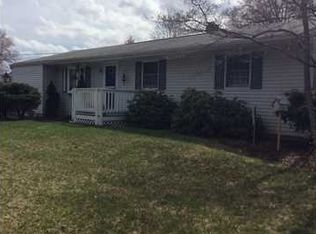 18 Carol Ln, Howell, NJ 07731