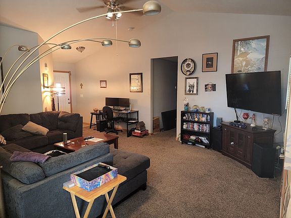 3rd image of 259 Carlie Ave