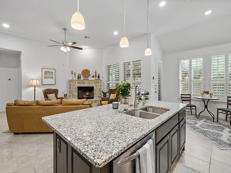 3824 Ashbury Rd — Photo 8