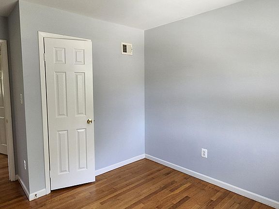 2nd image of 14805 Downey Ct