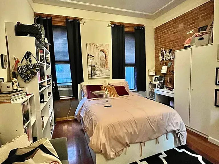 69 W 71st St #3L — Photo 6