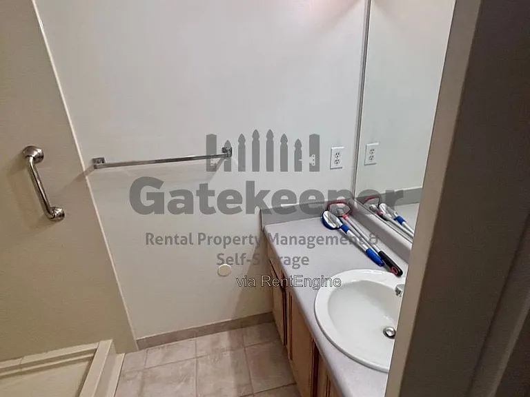644 N Fairfield Dr — Photo 13