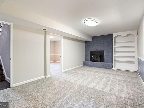5th image of 4005 Rosemont Ln