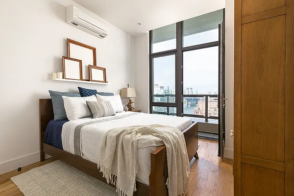 Rented by Nooklyn NYC LLC | media 90