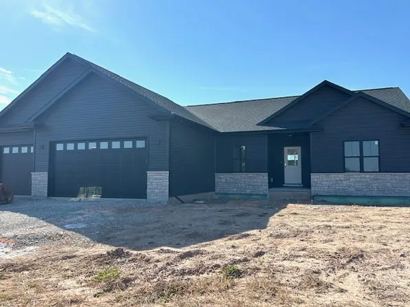 N8039 BLUE HERON CIRCLE, Sherwood, WI 54169
