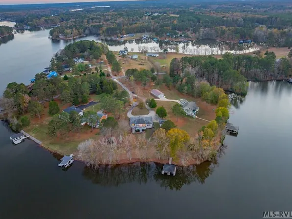 81 Moss Point, Gasburg, VA 23857