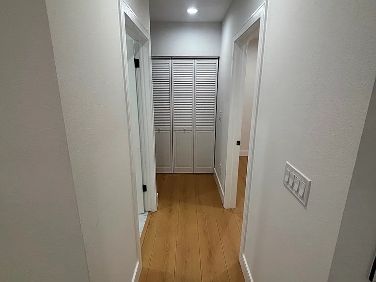 5526 S Wilton Pl — Photo 17
