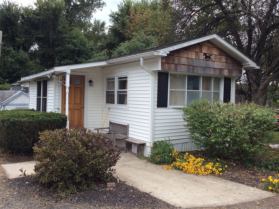 1st image of 544 S Ohioville Rd #A