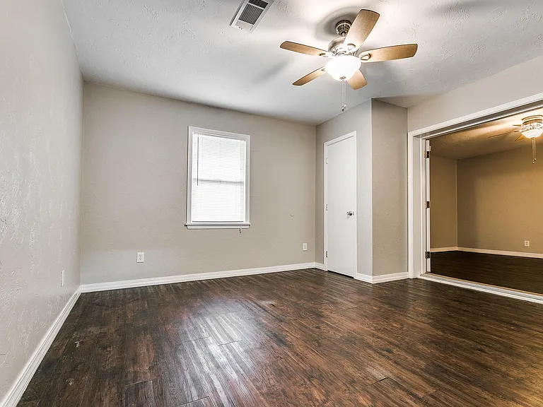 316 Rosewood Dr — Photo 12