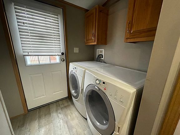 4th image of 4828 Dunhill Rd #826