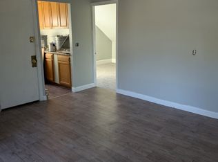 880 Douglas Ave #3, Providence, RI 02908