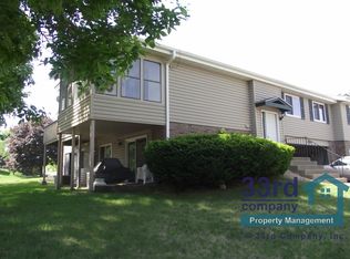 5336 Beachside Dr, Minnetonka, MN 55343