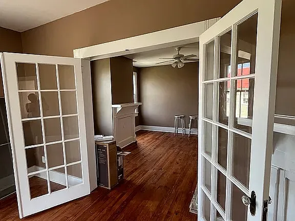separate living room