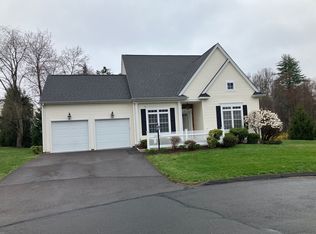 32 Ballymeade Ln #32, Windsor, CT 06095