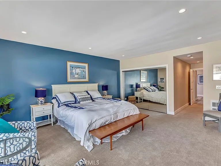 714 Cliff Dr — Photo 28