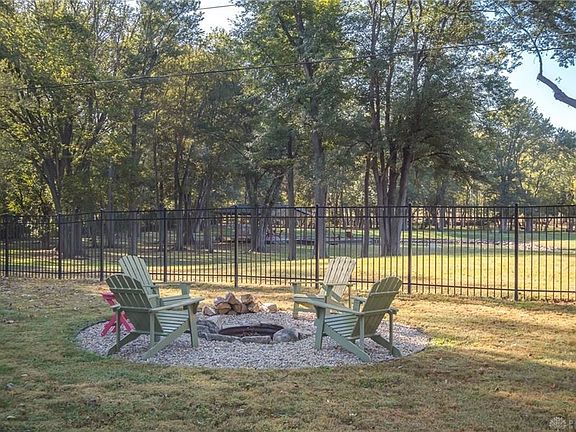 2nd image of 771 Fawcett Dr