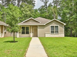 121 Navajo St, Montgomery, TX 77316