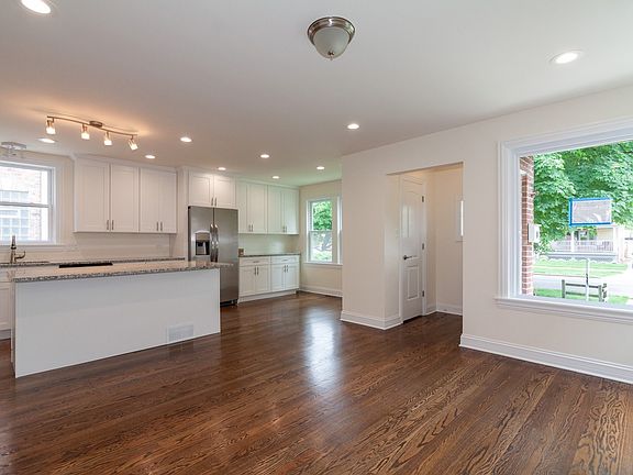 3rd image of 7434 N Odell Ave