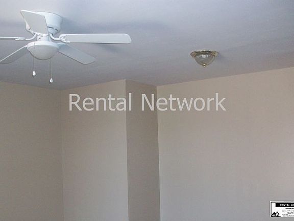 3rd image of 4914 Maxwell Ave