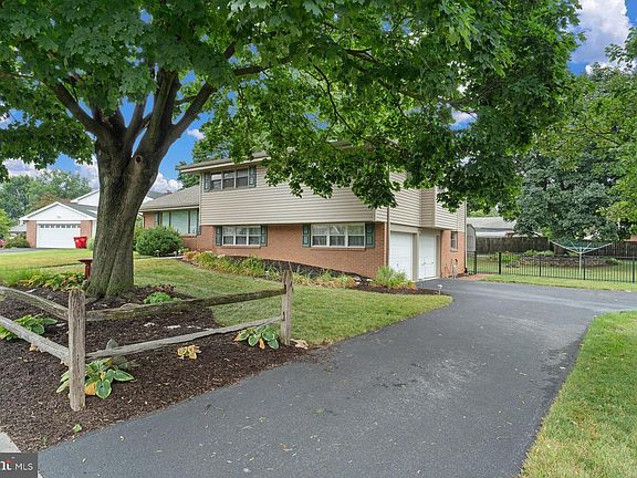 2nd image of 102 Lynnwood Dr
