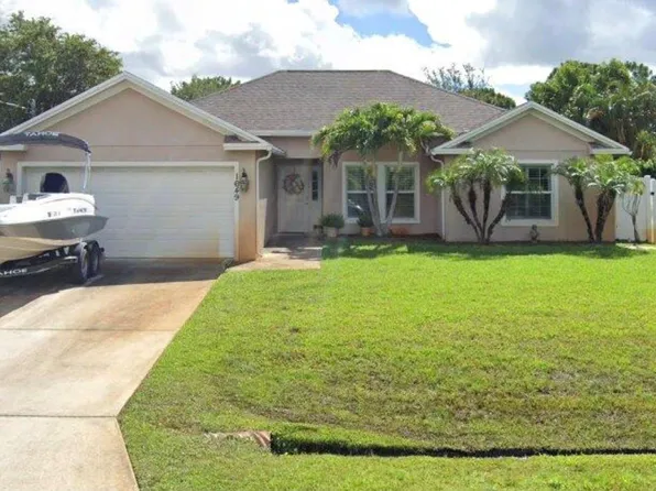 1649 SW Hampshire Ln, Port Saint Lucie, FL 34953