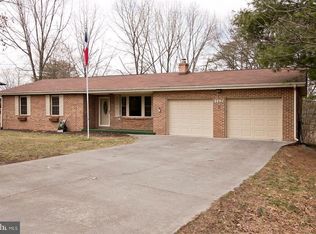 102 Greenwood Ct, Cross Junction, VA 22625