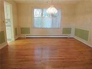 5th image of 4955 Pineledge Dr N