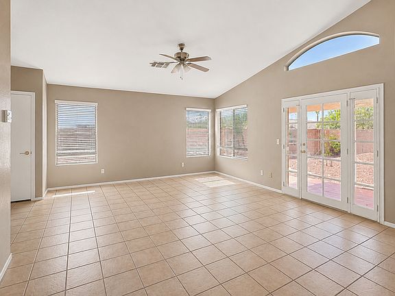 2nd image of 1077 W Swan Dr