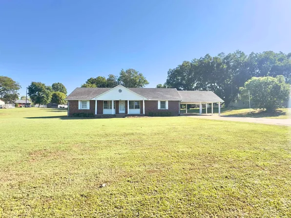 3611 W Main St, Union City, TN 38261