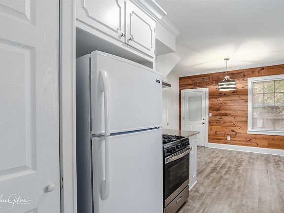 5th image of 1112 Delhi St