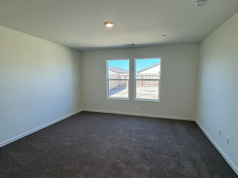 4549 Michelle Dr — Photo 30