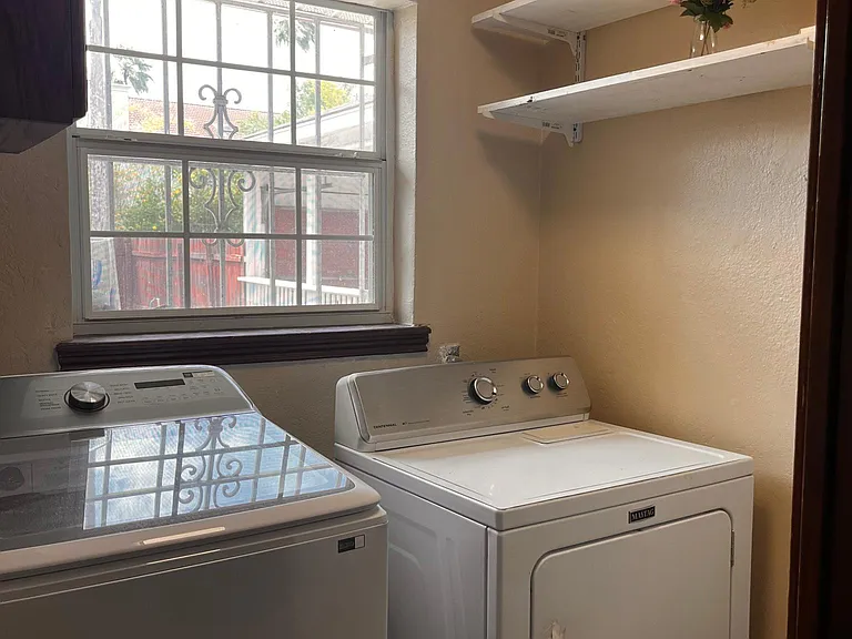 118 E Tulip Ave — Photo 8