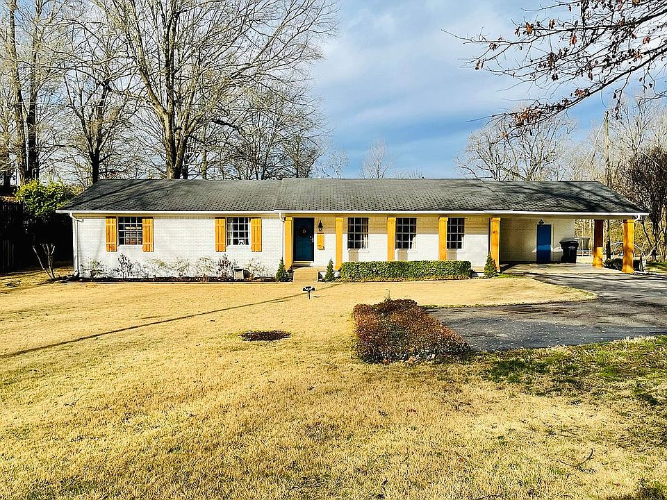 1st image of 213 Pine Lane Dr