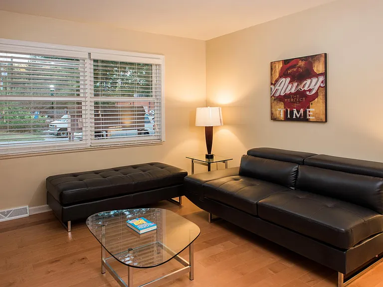 691 Village Place North Dr — Photo 3